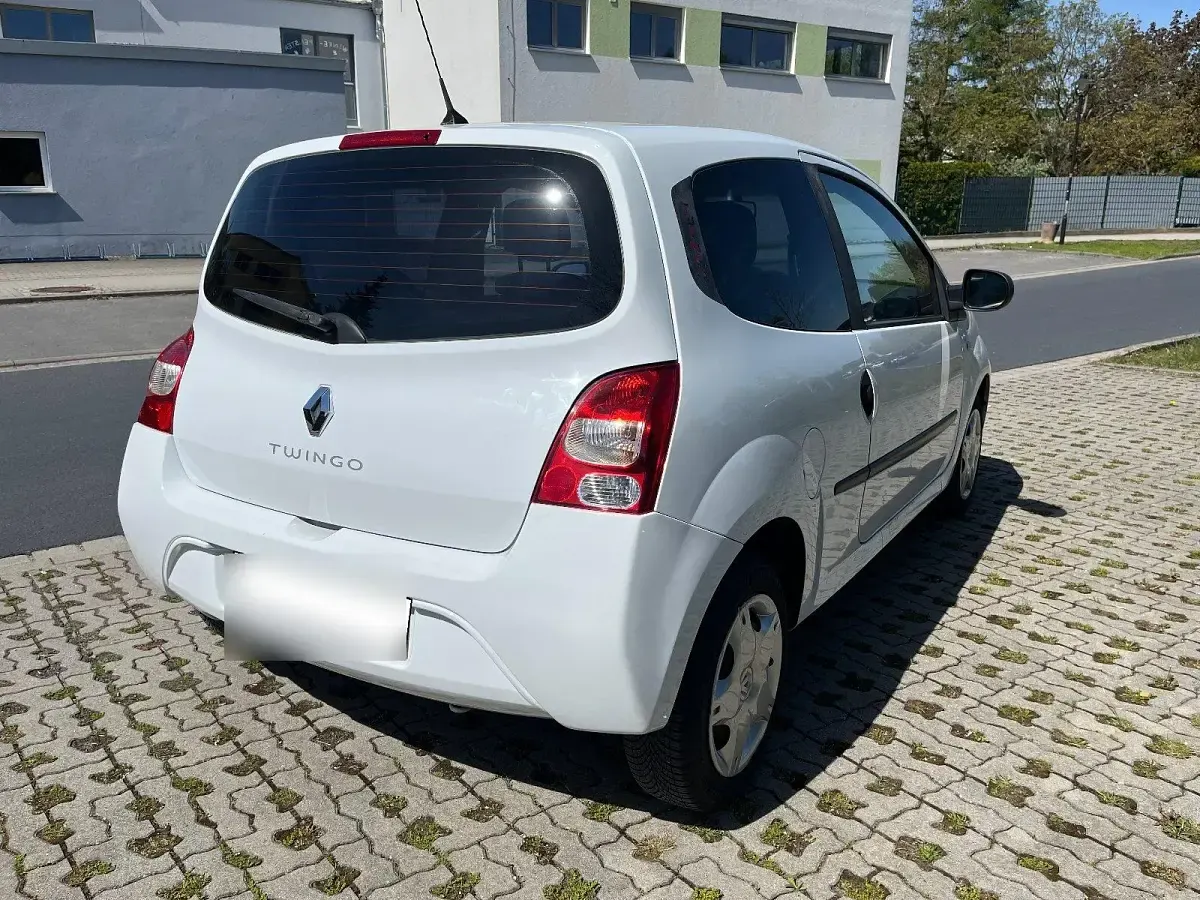 Gebraucht Renault Twingo Authentique 58 PS (42 kW) 2009 Weiß Kleinwagen
