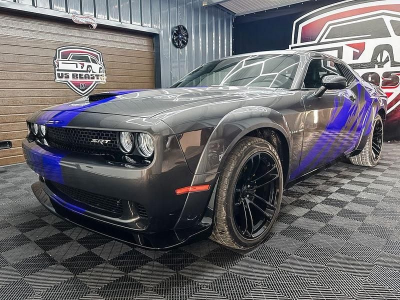 Grau Gebraucht 2022 Dodge Challenger Coupé | 44.000 € - Bild 1/4