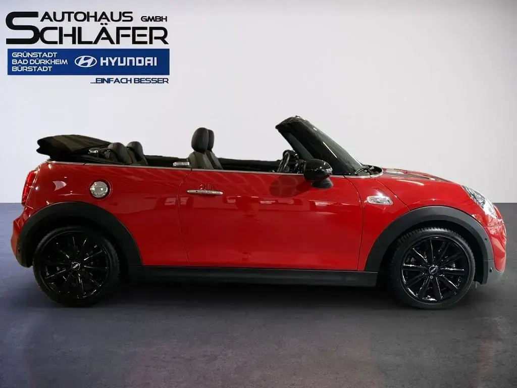 Gebraucht Mini Cooper S Cabriolet 192 PS (141 kW) 2018 Chili red Cabrio