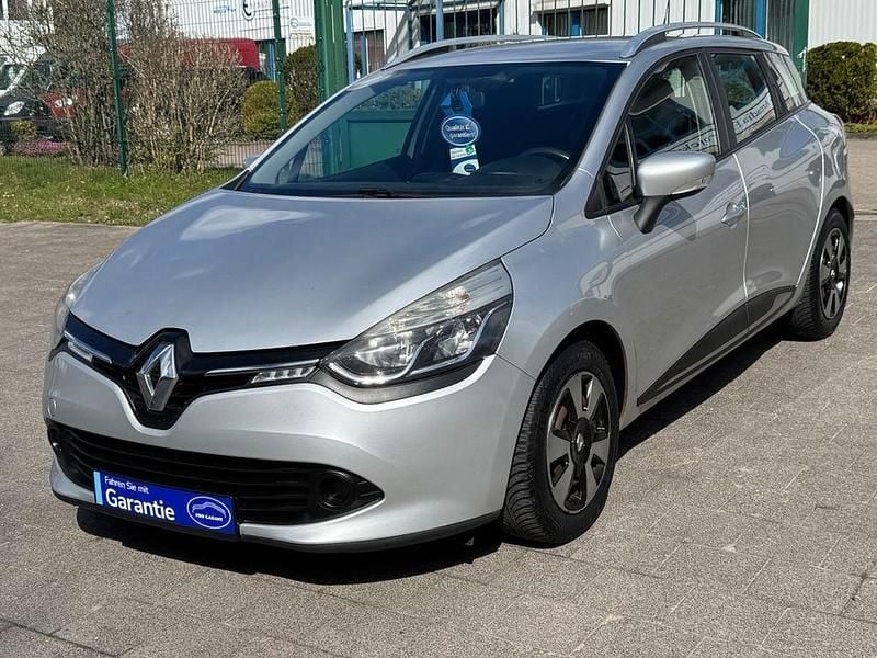 Gebraucht Renault Clio IV 90 PS (66 kW) 2014 Silber Limousine