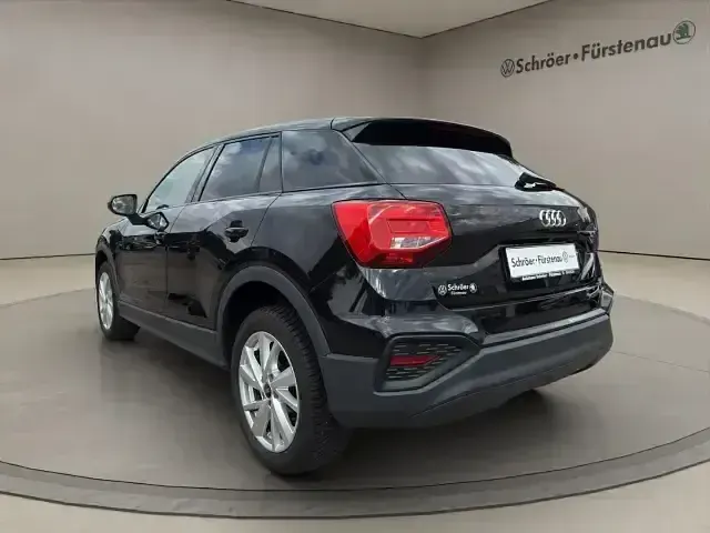 Gebraucht Audi Q2 Advanced 150 PS (110 kW) 2022 Schwarz SUV