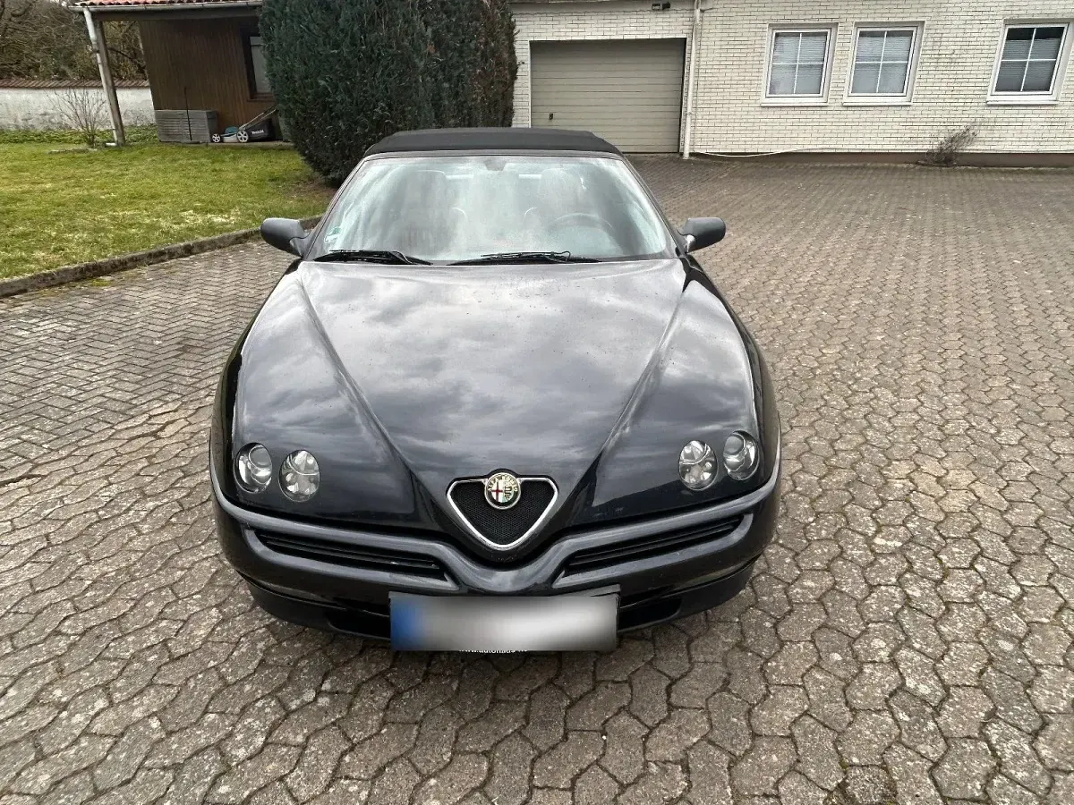 Gebraucht Alfa Romeo Spider 150 PS (110 kW) 1998 Schwarz Cabrio