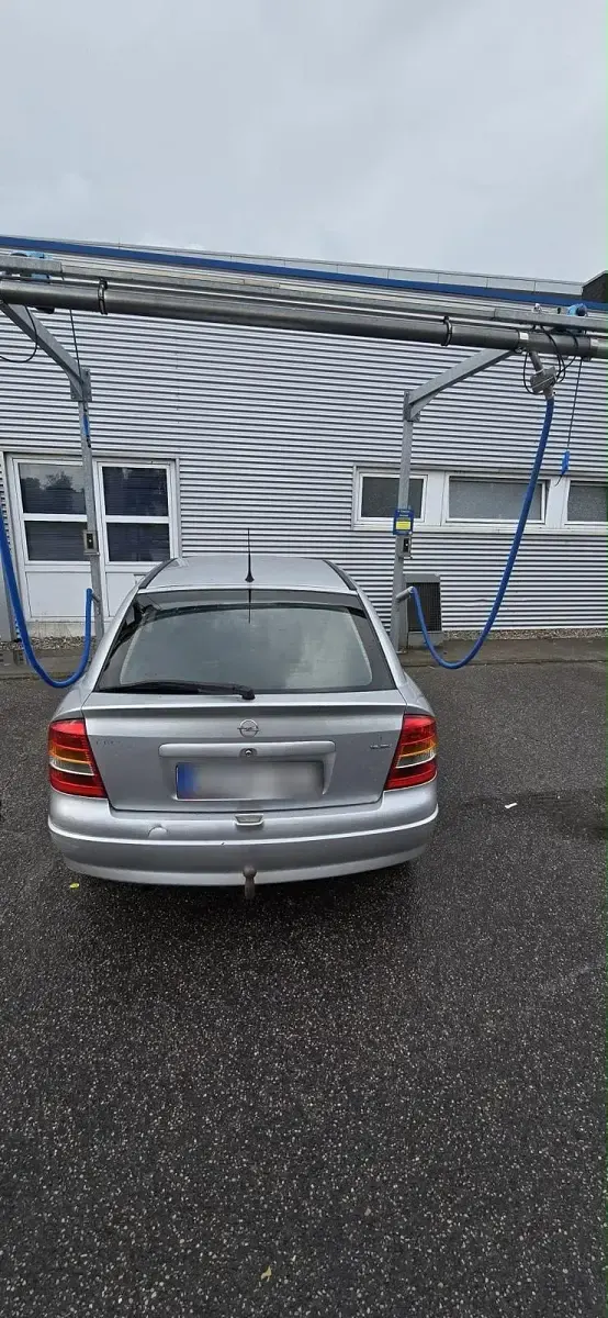 Gebraucht Opel Astra 101 PS (74 kW) 1998 Grau Limousine