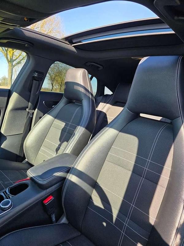 Gebraucht Mercedes CLA200 156 PS (114 kW) 2015 Weiß Kombi