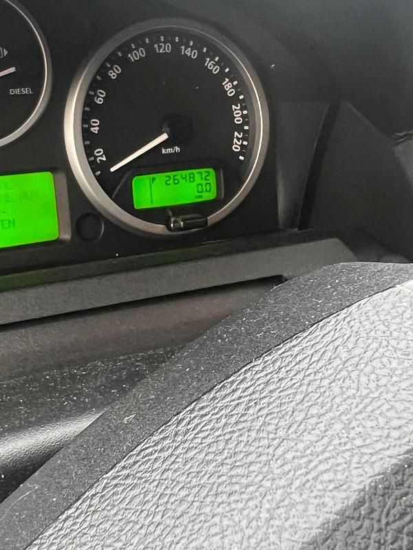 Gebraucht Land Rover Range Rover Sport 272 PS (200 kW) 2009 Weiß SUV