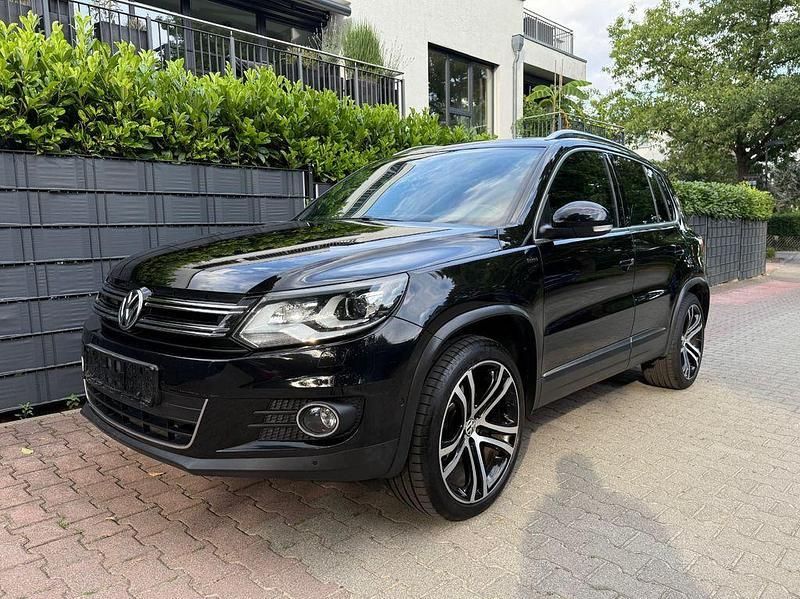 Schwarz Gebraucht 2016 VW Tiguan LOUNGE SUV | 14.600 € (Superpreis) - Bild 1/4