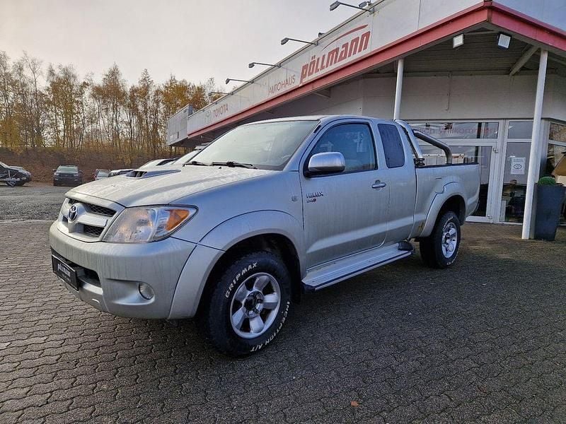 Silber Gebraucht 2006 Toyota HiLux Sol Abholung | 10.890 € (Guter Preis) - Bild 1/4