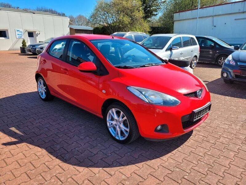 Gebraucht Mazda 2 86 PS (63 kW) 2008 Rot Kleinwagen