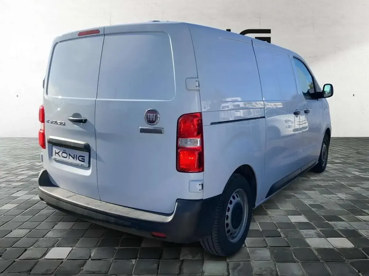 Gebraucht Fiat e-Scudo 100 kW (136 PS) 2022 Weiß Van / Kleinbus