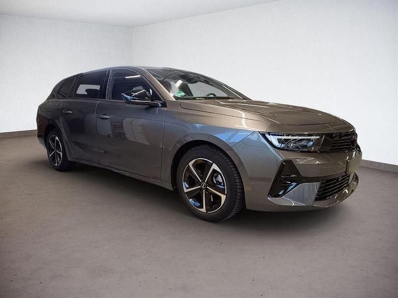 Gebraucht Opel Astra 131 PS (96 kW) 2024 Grau Kombi