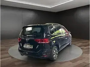 Gebraucht VW Touran Goal 150 PS (110 kW) 2024 Schwarz (deep black perleffekt) Van / Kleinbus
