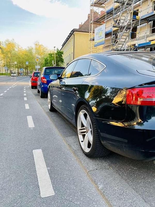 Schwarz Gebraucht 2010 Audi A5 Sportback Coupé | 7.499 € (Superpreis) - Bild 1/4