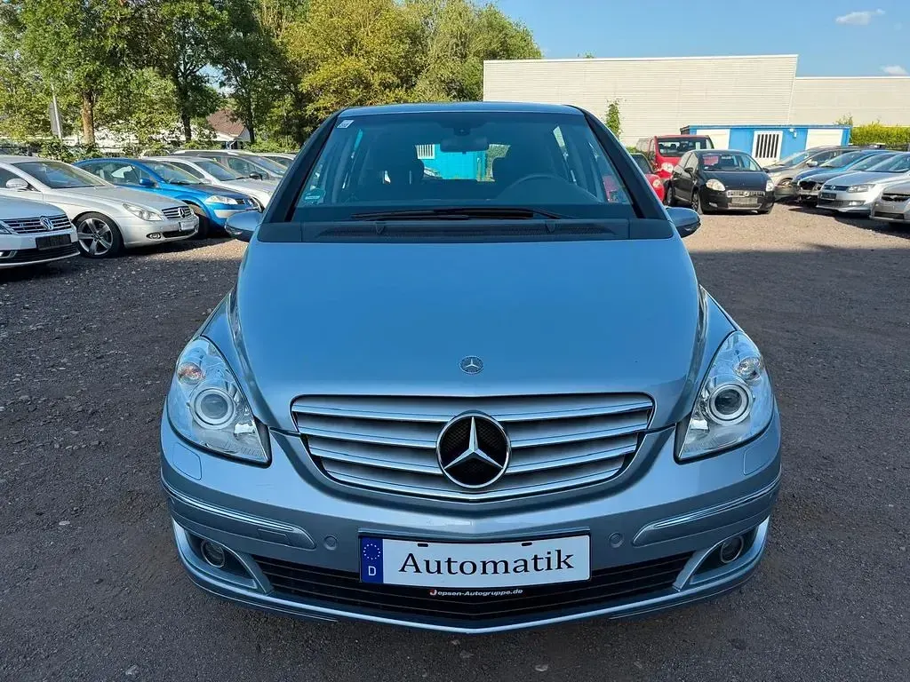 Gebraucht Mercedes B200 193 PS (141 kW) 2006 Blau Van / Kleinbus
