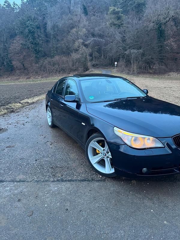 Gebraucht BMW 525 192 PS (141 kW) 2004 Blau Limousine