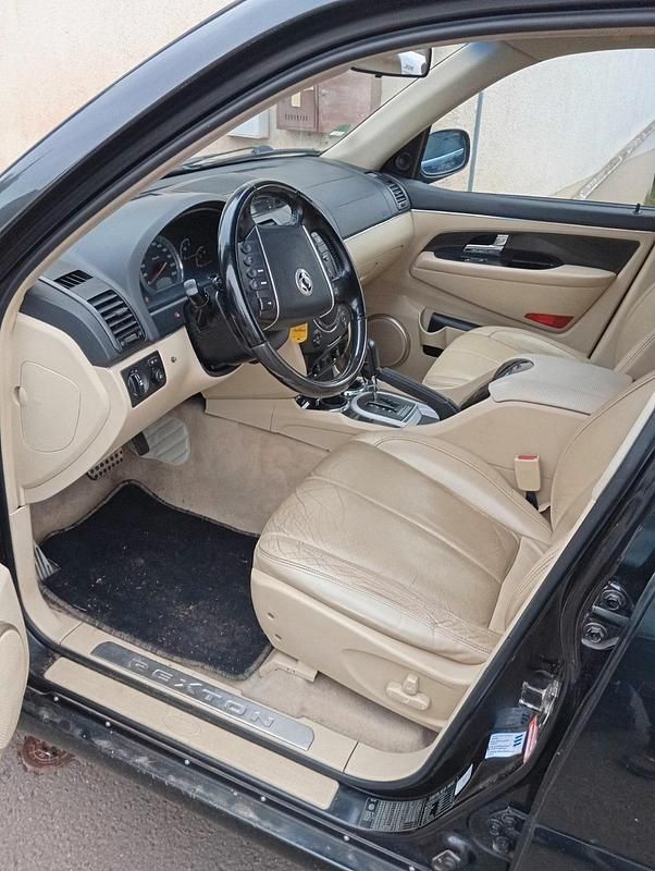 Gebraucht Ssangyong (KGM) Rexton 163 PS (119 kW) 2007 Schwarz SUV