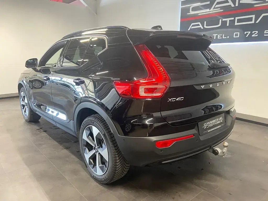 Gebraucht Volvo XC40 Plus 163 PS (119 kW) 2025 Schwarz SUV