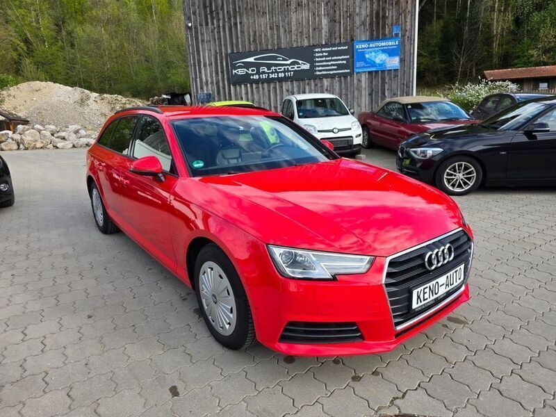 Gebraucht Audi A4 Basis 150 PS (110 kW) 2019 Rot Kombi