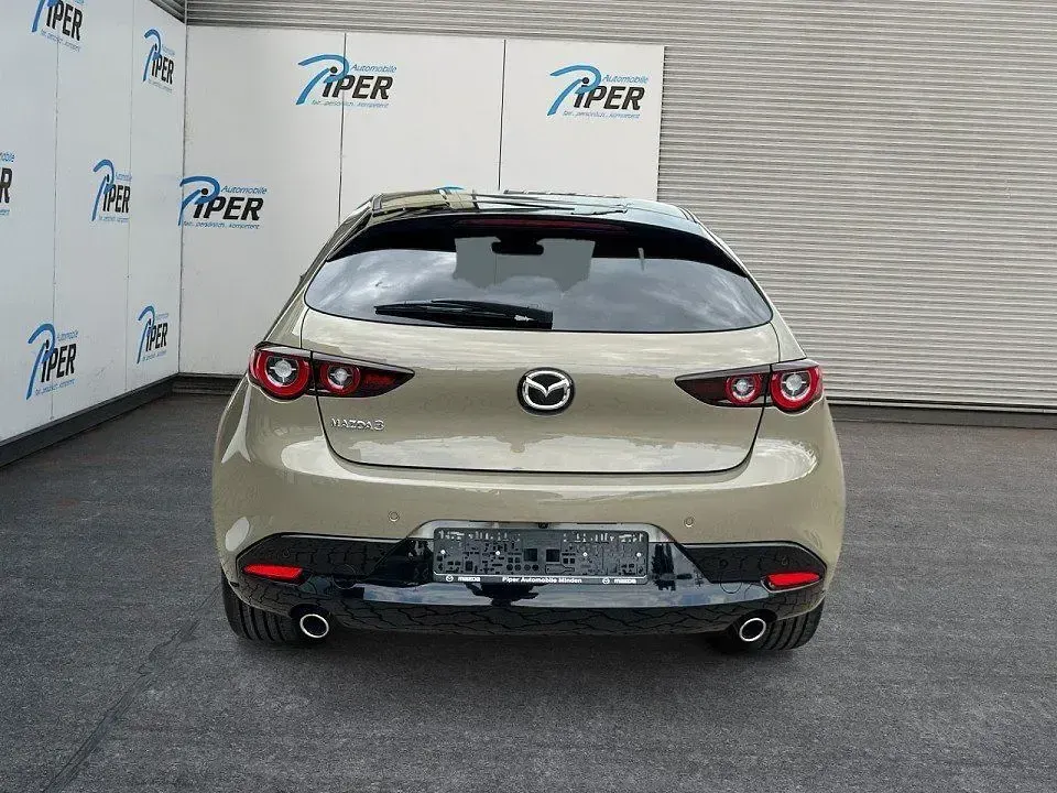 Neu Mazda 3 Exclusive-Line 140 PS (102 kW) 2026 Zircon sand Limousine