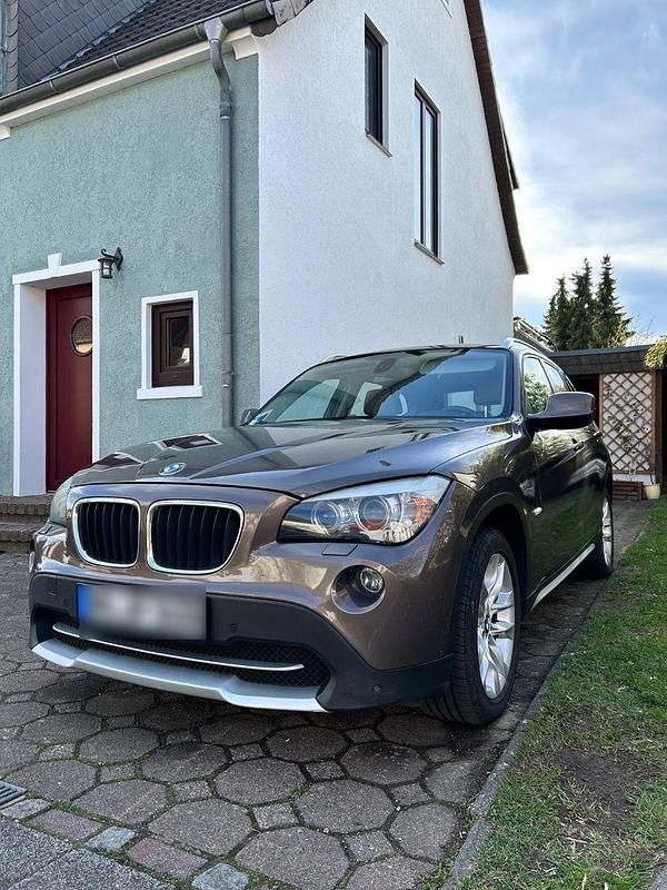 Gebraucht BMW X1 177 PS (130 kW) 2010 Braun SUV