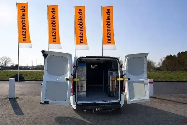 Gebraucht Ford Transit Custom Trend 131 PS (96 kW) 2022 Weiß Van / Kleinbus