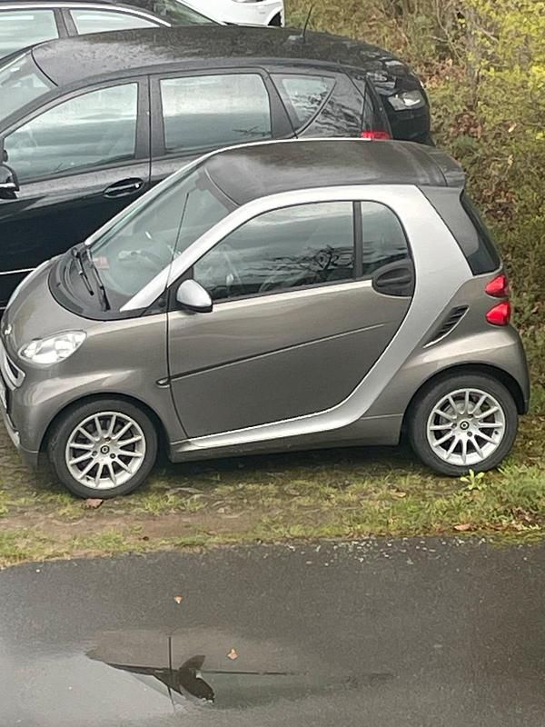 Gebraucht Smart ForTwo Coupé 71 PS (52 kW) 2011 Grau Coupé