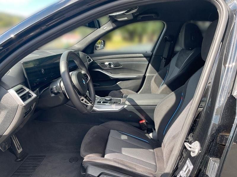 Gebraucht BMW 330 M Sport 245 PS (180 kW) 2025 Schwarz Limousine
