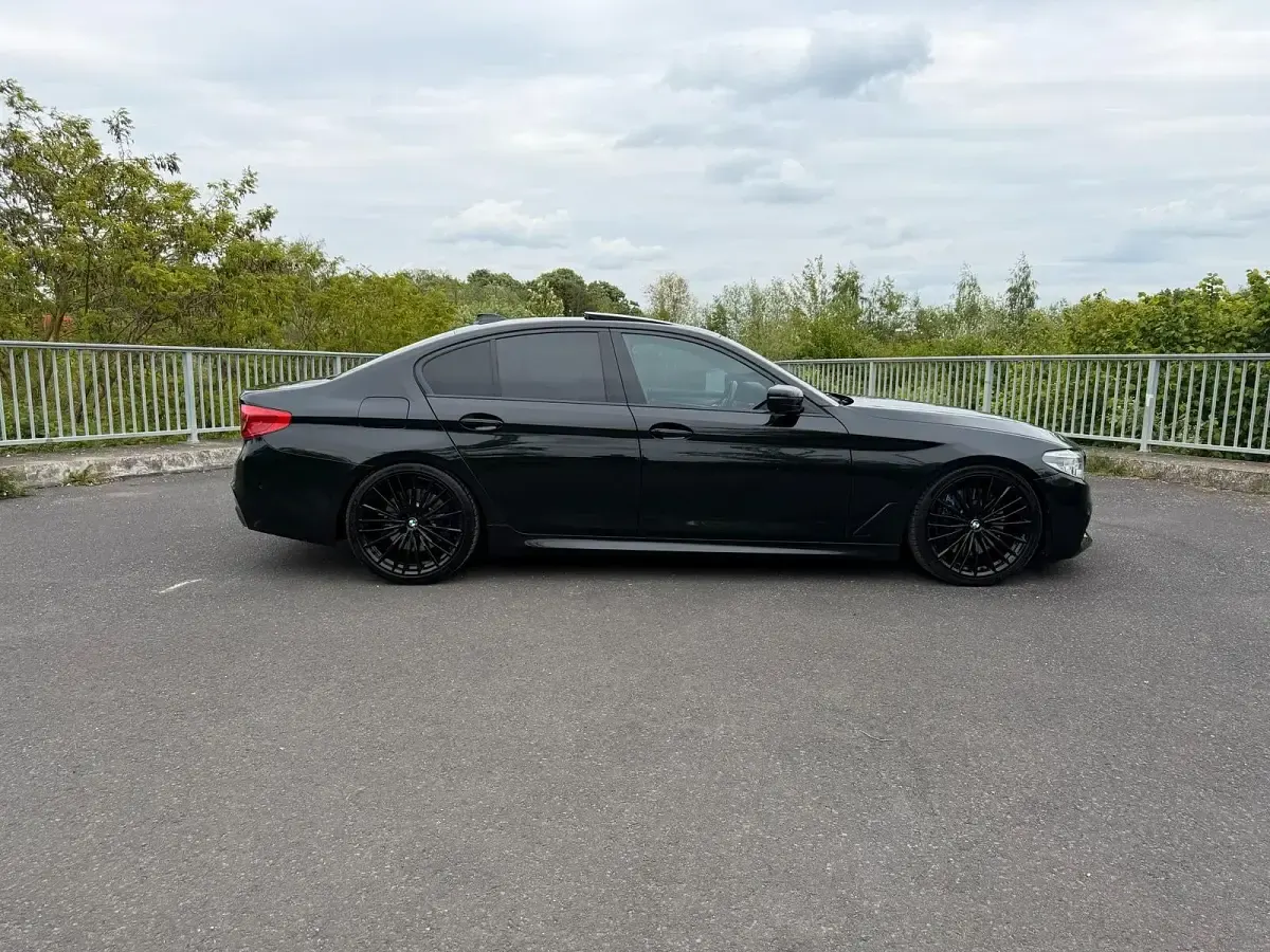 Gebraucht BMW 540 320 PS (235 kW) 2017 Schwarz Limousine