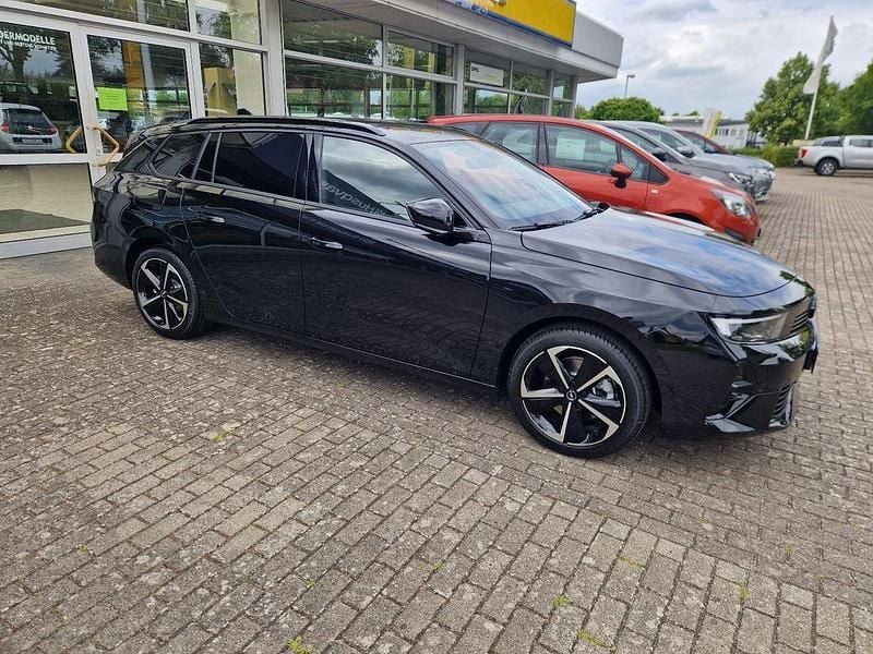 Gebraucht Opel Astra 131 PS (96 kW) 2025 Schwarz Kombi