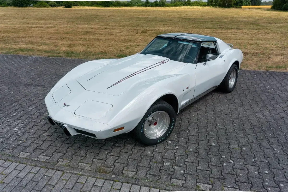 Gebraucht Corvette C3 210 PS (154 kW) 1977 Weiß Coupé