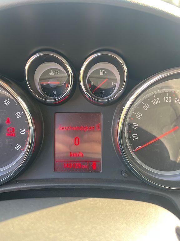 Brugt Opel Astra 140 HK (102 kW) 2012 Sølv Sedan