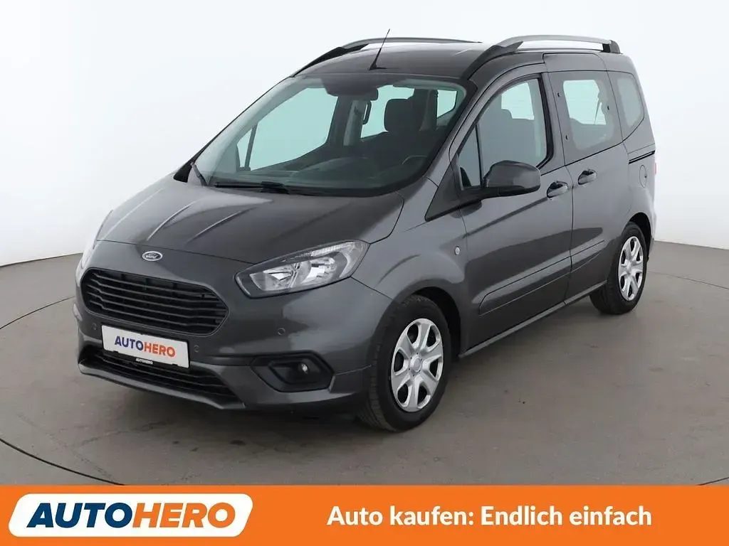 Gebraucht Ford Tourneo Courier Trend 101 PS (74 kW) 2018 Van / Kleinbus