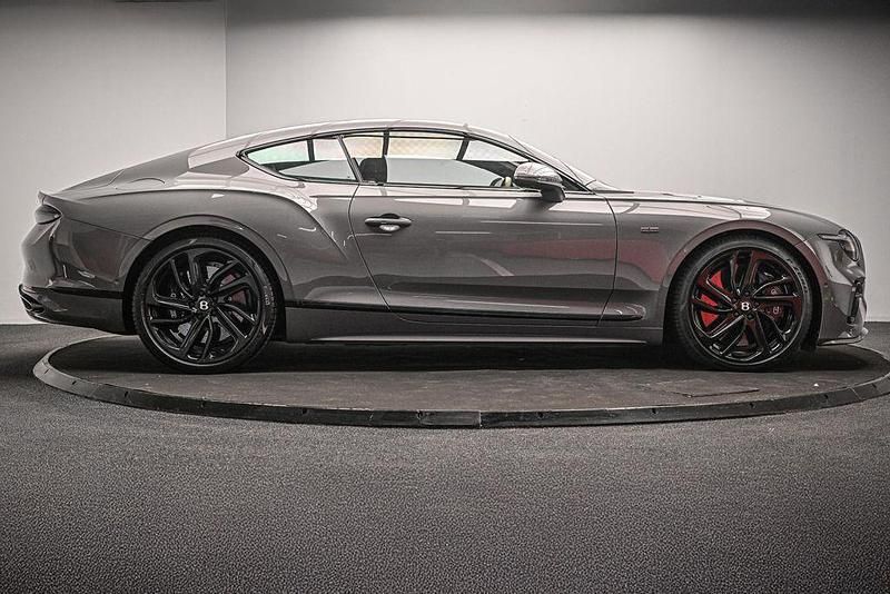 Gebraucht Bentley Continental 320 PS (235 kW) 2024 Grau