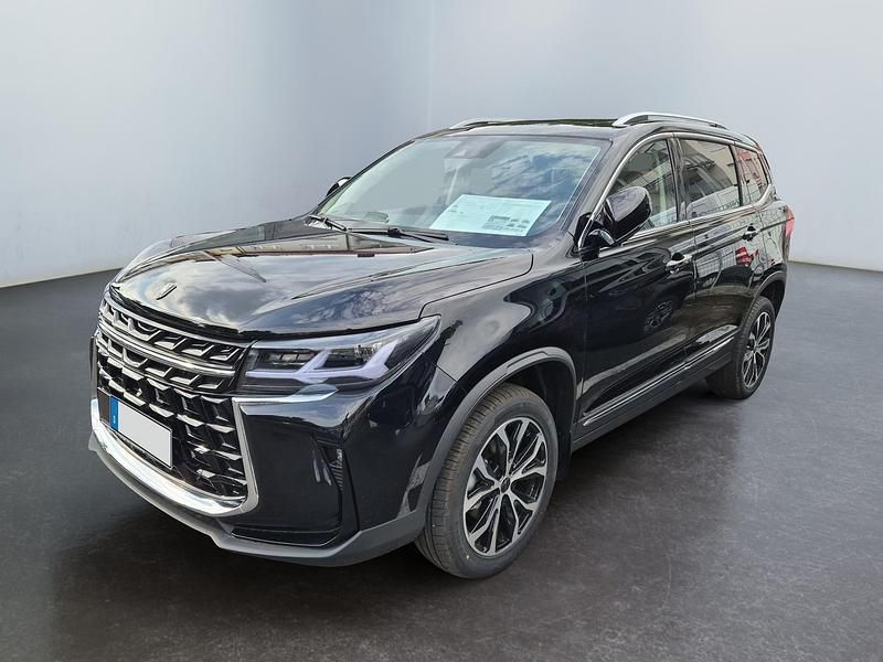 Neu DFSK Forthing 4 163 PS (119 kW) 2025 Schwarz metallic SUV