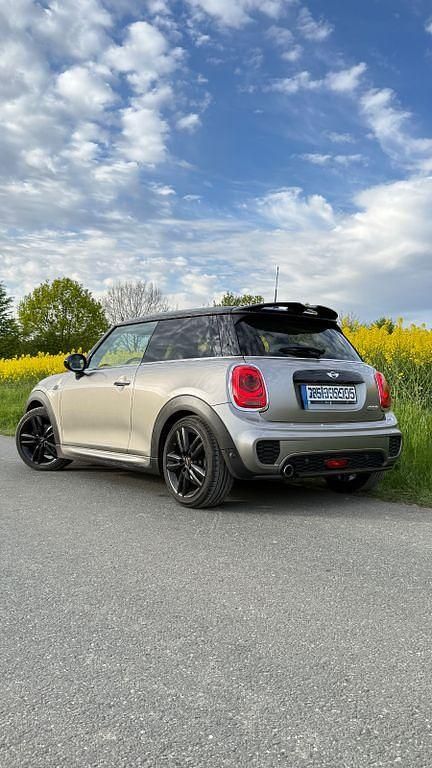 Usado Mini Cooper 136 HP (100 kW) 2017 Cinzento Citadino