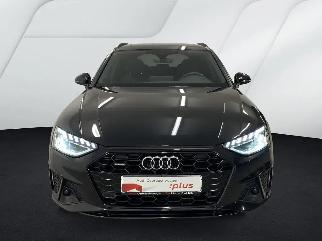 Gebraucht Audi A4 Sport 286 PS (210 kW) 2022 Mythosschwarz metallic Kombi