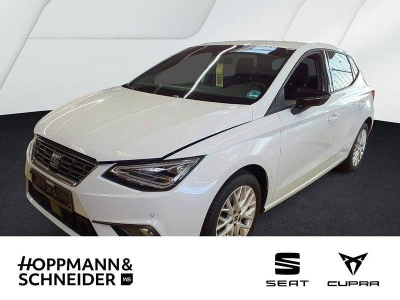 Weiß Gebraucht 2025 Seat Ibiza FR-Line Limousine | 22.450 € (Fairer Preis) - Bild 1/4