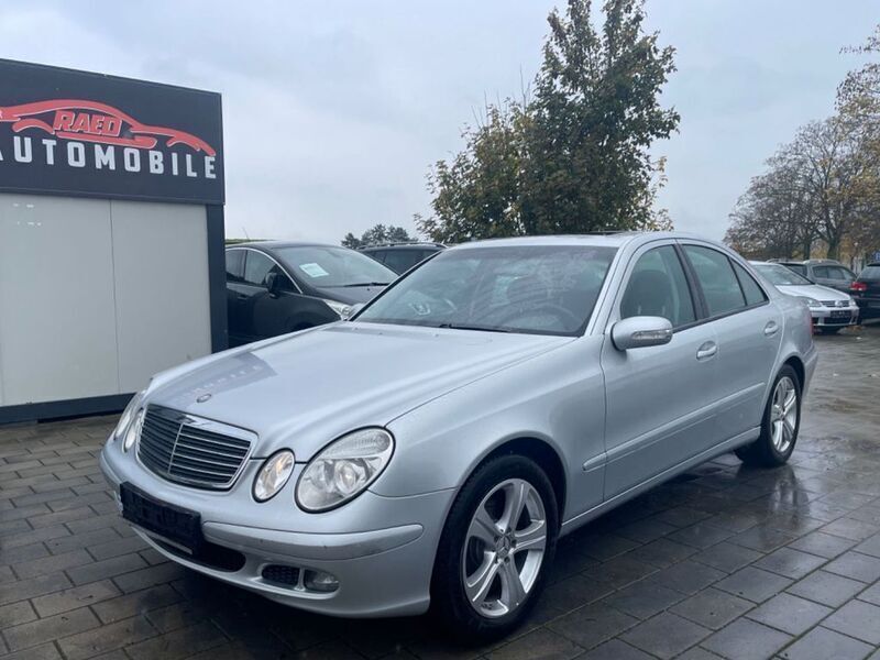 Silber Gebraucht 2006 Mercedes E200 Limousine | 7.499 € (Etwas zu teuer) - Bild 1/4
