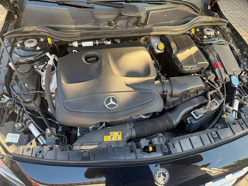 Gebraucht Mercedes GLA180 136 PS (100 kW) 2018 SUV