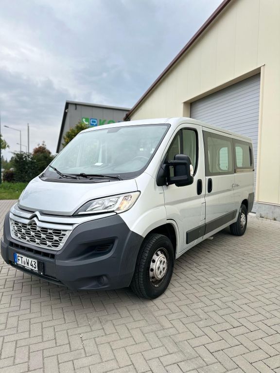Silber Gebraucht 2017 Citroën Jumper Van / Kleinbus | 11.900 € (Superpreis) - Bild 1/4