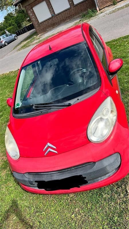 Rot Gebraucht 2006 Citroën C1 Kleinwagen | 1.550 € (Fairer Preis) - Bild 1/4