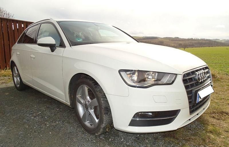 Gebraucht Audi A3 Ambition 150 PS (110 kW) 2013 Weiß Limousine