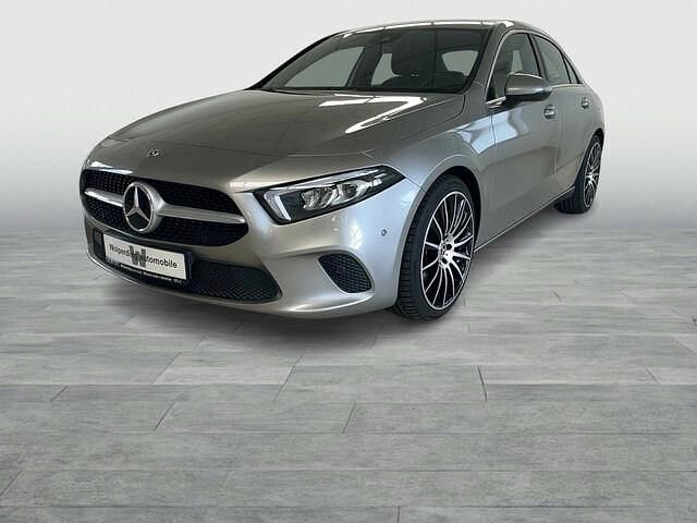 Gebraucht Mercedes A220 Progressive 190 PS (139 kW) 2019 Mojavesilber, metallic Limousine