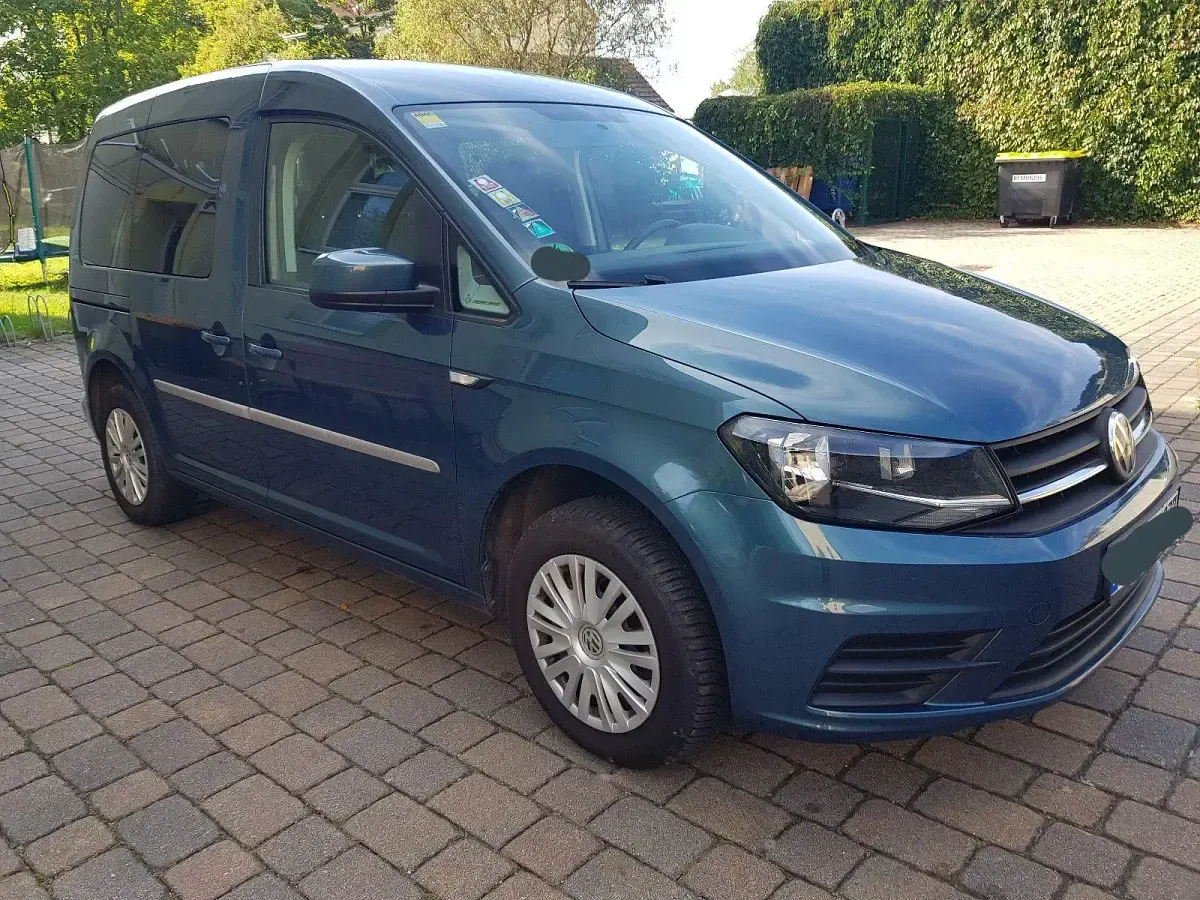 Gebraucht VW Caddy Trendline 84 PS (61 kW) 2016 Blau Van / Kleinbus