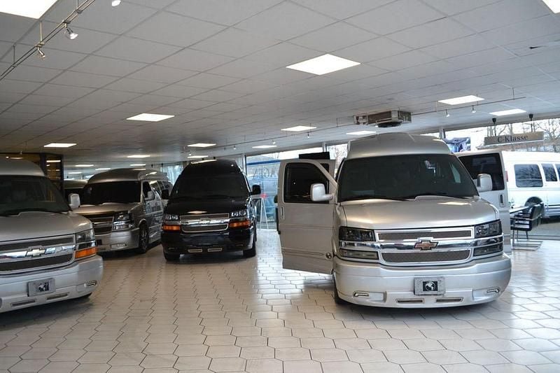 Gebraucht GMC Savana 314 PS (230 kW) 2014 Silber Van / Kleinbus