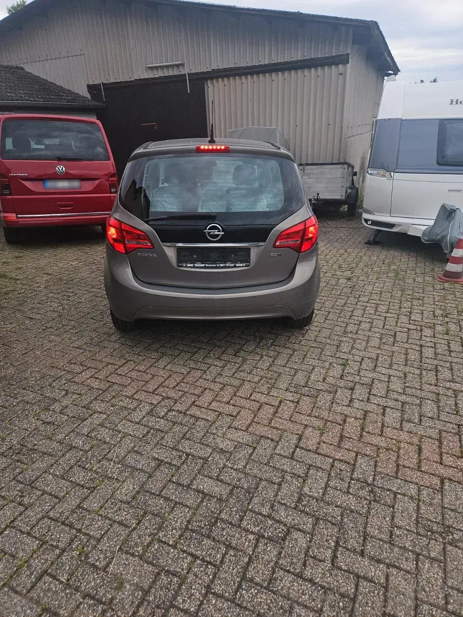 Gebraucht Opel Meriva 100 PS (73 kW) 2010 Braun Van / Kleinbus