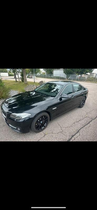 Schwarz Gebraucht 2014 BMW 525 Limousine | 12.750 € (Guter Preis) - Bild 1/4