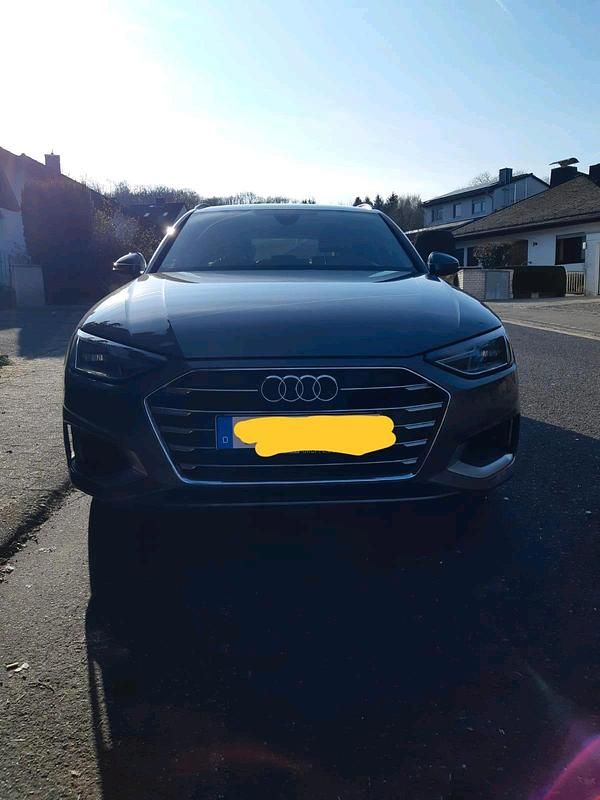 Gebraucht Audi A4 190 PS (139 kW) 2020 Silber Kombi