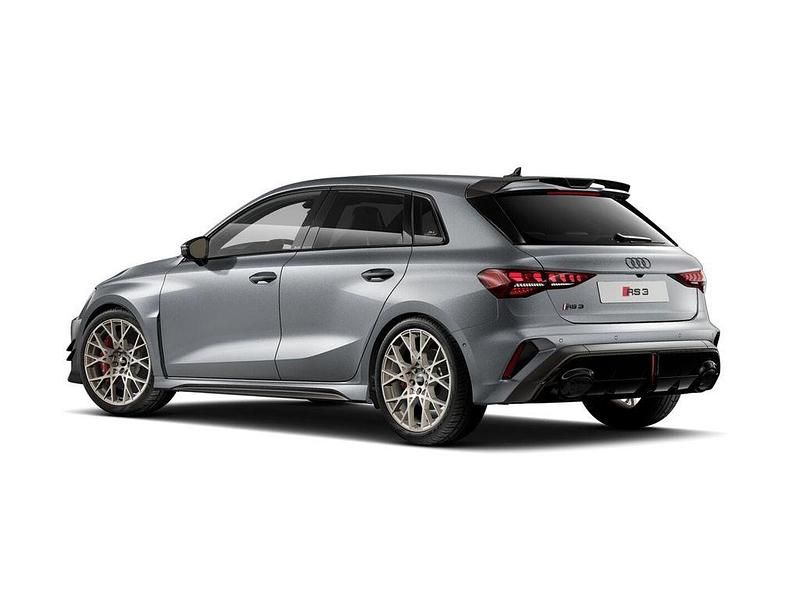 Gebraucht Audi RS3 Competition 400 PS (294 kW) 2026 Gletscherweiß matteffekt Limousine