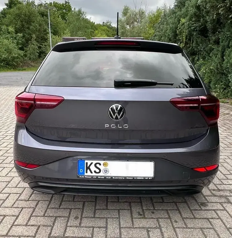 Gebraucht VW Polo Style 95 PS (69 kW) 2022 Grau Kleinwagen