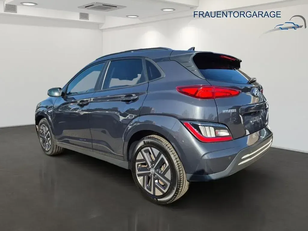 Gebraucht Hyundai Kona Prime 150 kW (204 PS) 2022 Dark knight SUV